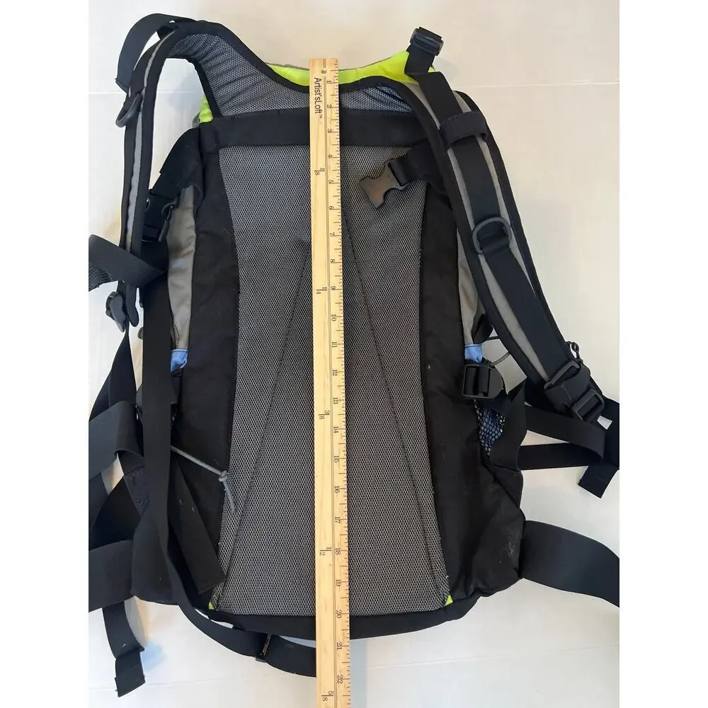 Camelbak Bagger hydration backpack Vintage Blue and Gray